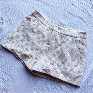 Lauren Conrad cream lace shorts